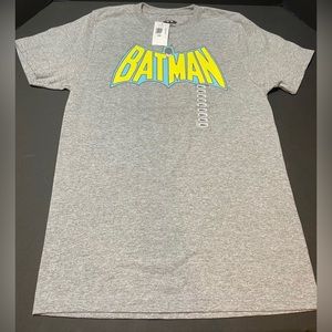 Batman Classic Logo (S) DC T-Shirt Gray Mens Boys Short Sleeve Top Grey Tee NWT
